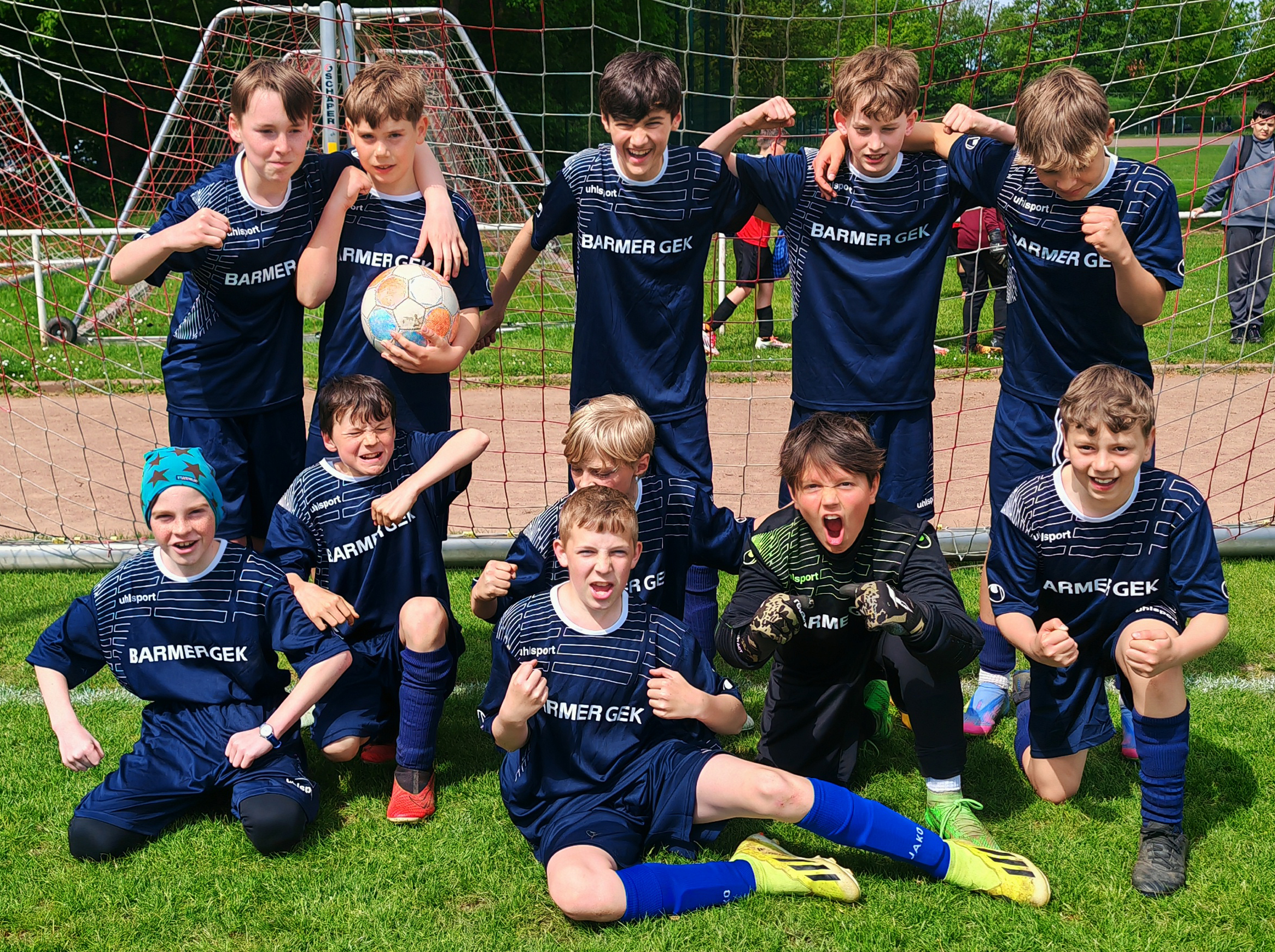 6821a1f399cf89.58062208_Siegerbild EBG Jungen U13.jpg